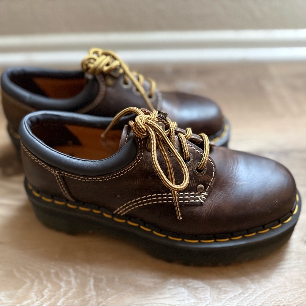 🐌Dr. Martens🐌 Quad Boot 8053 Quad Arc Platform Classic Boot
